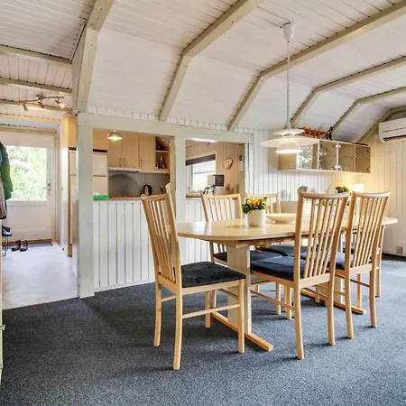 Emmi - 2-5km From The Sea By Interhome Holiday home