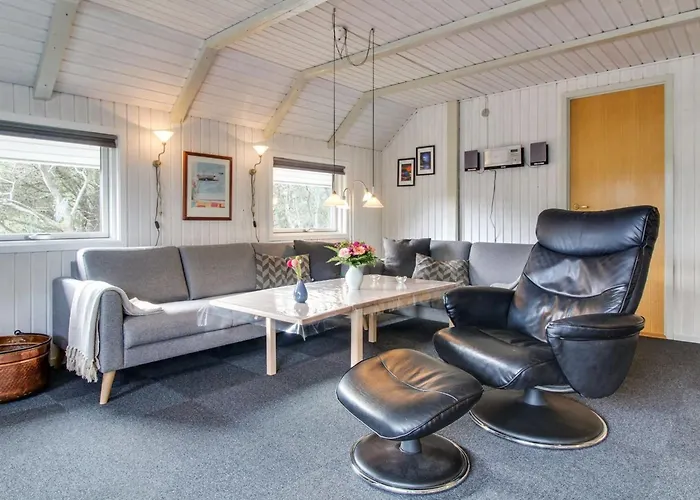 Emmi - 2-5km From The Sea By Interhome Blåvand