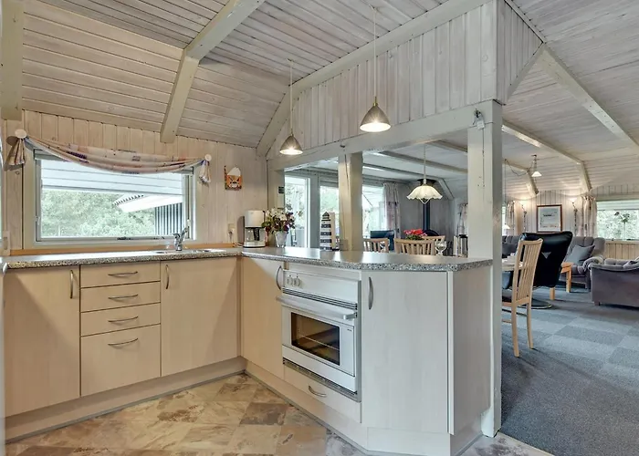 Emmi - 2-5km From The Sea By Interhome Semesterbostad