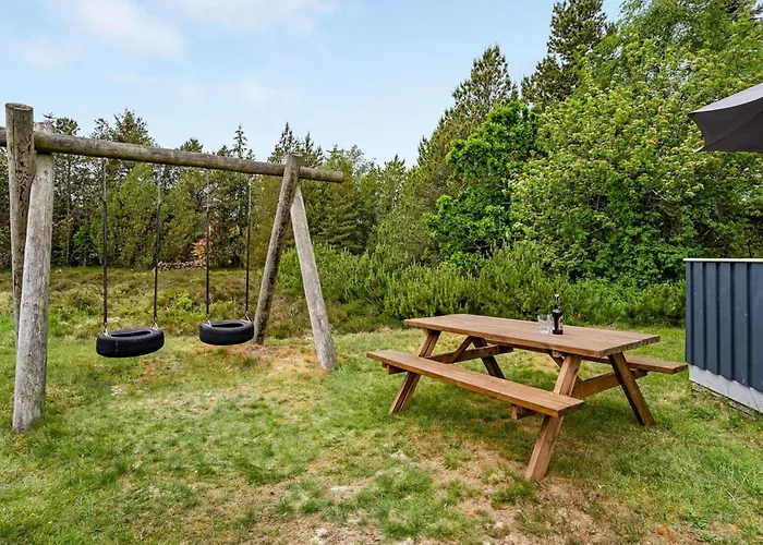 Emmi - 2-5km From The Sea By Interhome *