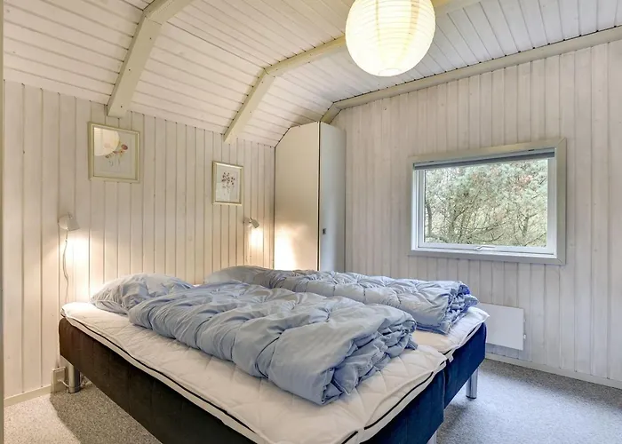 Emmi - 2-5km From The Sea By Interhome