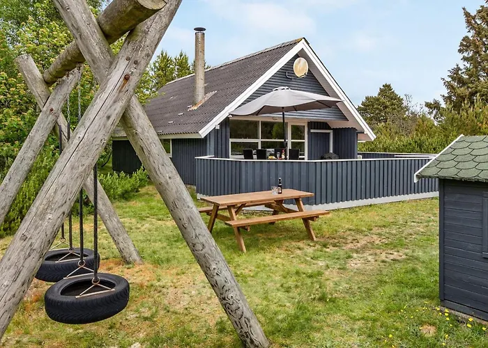 Emmi - 2-5km From The Sea By Interhome Blåvand