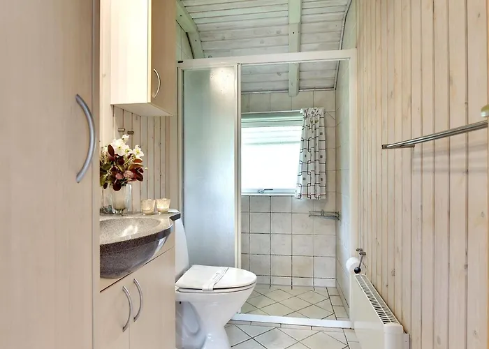 Emmi - 2-5km From The Sea By Interhome